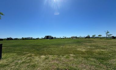 Lote en Venta - Puertos del Lago, Barrio Amarras