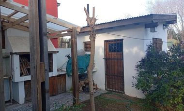 Casa en venta - 4 Dormitorios 2 Baños - Las Toninas