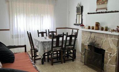 Casa en alquiler temporario - 2 Dormitorios 1 Baño - Mar de Ajó