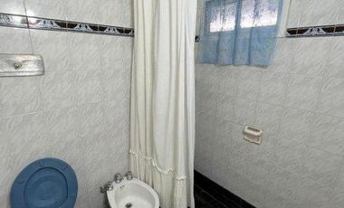 Casa en alquiler temporario - 2 Dormitorios 1 Baño - Mar de Ajó
