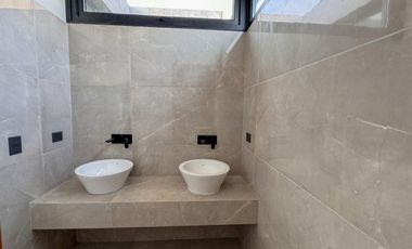 VENTA CASA  DE 4 DORMITORIOS BARRIO CERRADO ALTOS DE CAMPO GRANDE