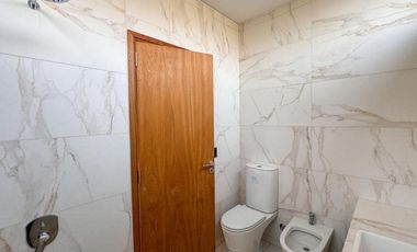 VENTA CASA  DE 4 DORMITORIOS BARRIO CERRADO ALTOS DE CAMPO GRANDE