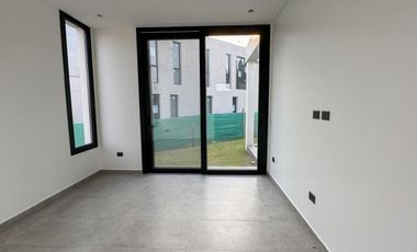 VENTA CASA  DE 4 DORMITORIOS BARRIO CERRADO ALTOS DE CAMPO GRANDE