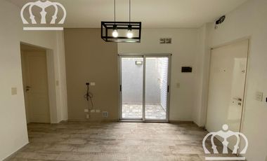 PH en Lanús Este 2 ambientes y medio.