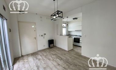 PH en Lanús Este 2 ambientes y medio.