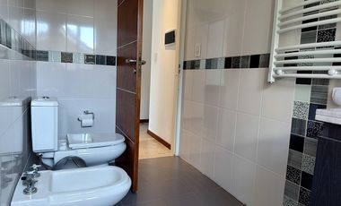 Casa 3 dormitorios en venta Gonnet