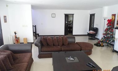 Casa en venta - 3 Dormitorios 4 Baños - Cochera - 1.000Mts2 - San Vicente