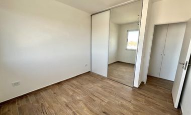 Departamento en Venta 2 amb  Toilette  COCHERA INCLUIDA  Balcon  Parrilla TIGRE