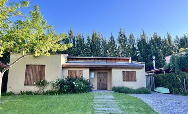 Muy linda casa en Santa Clara - Real Oportunidad