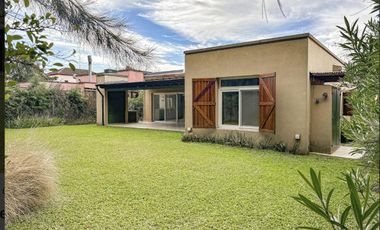 Muy linda casa en Santa Clara - Real Oportunidad