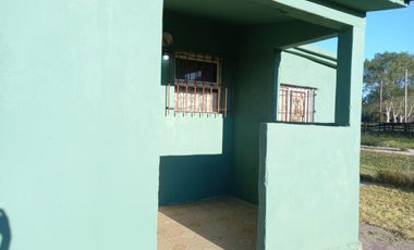 Casa en venta - 5 Dormitorios 2 Baños - 402Mts2 - San Eduardo del Mar