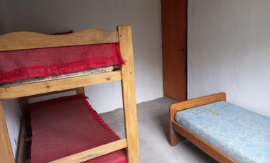 Casa en venta - 5 Dormitorios 2 Baños - 402Mts2 - San Eduardo del Mar