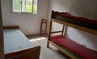 Casa en venta - 5 Dormitorios 2 Baños - 402Mts2 - San Eduardo del Mar