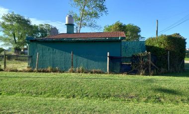 Casa en venta - 5 Dormitorios 2 Baños - 402Mts2 - San Eduardo del Mar