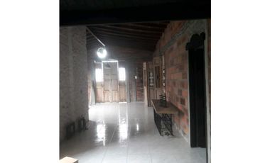 En venta Casa en ItagüíItagüí - Barrio Malta