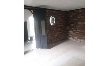 En venta Casa en ItagüíItagüí - Barrio Malta