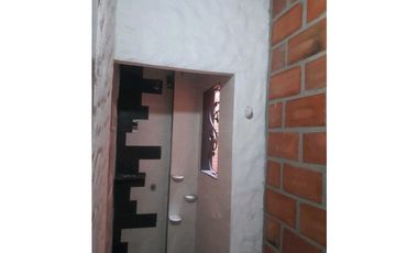 En venta Casa en ItagüíItagüí - Barrio Malta