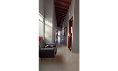 En venta casa amplia en guayabal