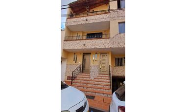 En venta casa amplia en guayabal