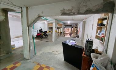 En venta Local - Bodega  Sabaneta - cerca al parque