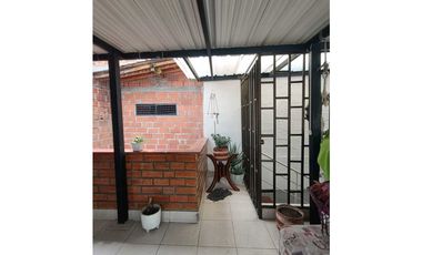 En venta CASA barrio la América - 3 niveles