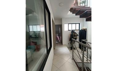 En venta CASA barrio la América - 3 niveles