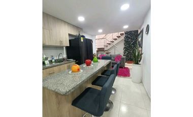 En venta CASA barrio la América - 3 niveles