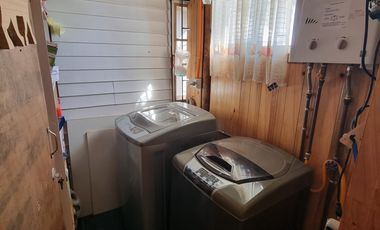 VENTA DE PARCELA DE 10945MT2  120MT2 CONSTRUIDOS,  PARRAL