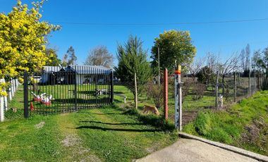 VENTA DE PARCELA DE 10945MT2  120MT2 CONSTRUIDOS,  PARRAL