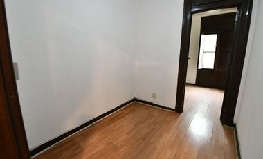 ARRIENDO AMPLIO DEPTO 3D 2B SALA 130 MTS ROSAS METRO CUMMING
