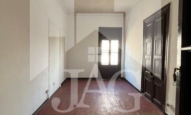 ARRIENDO AMPLIO DEPTO 3D 2B SALA 130 MTS ROSAS METRO CUMMING