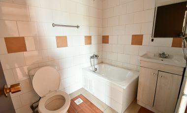 ARRIENDO AMPLIO DEPTO 3D 2B SALA 130 MTS ROSAS METRO CUMMING