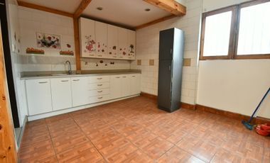 ARRIENDO AMPLIO DEPTO 3D 2B SALA 130 MTS ROSAS METRO CUMMING