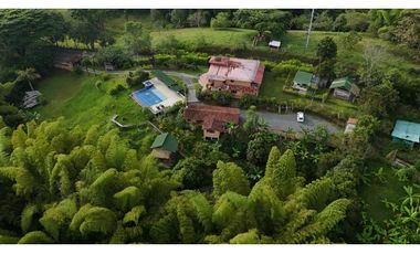 Finca hotel en venta Alcalá valle