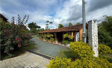 Finca hotel en venta Alcalá valle