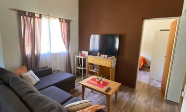 Casa en alquiler - 3 Dormitorios 3 Baños - 330Mts2 -  La Plata