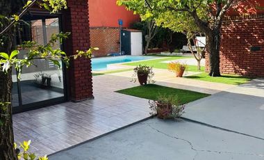 Casa en venta - 3 Dormitorios 3 Baños - Mar del Plata