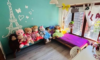 Casa en venta - 3 Dormitorios 3 Baños - Mar del Plata