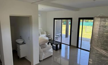 Dúplex en venta - 3 Dormitorios 2 Baños - Campana