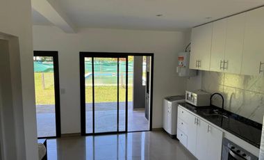 Dúplex en venta - 3 Dormitorios 2 Baños - Campana