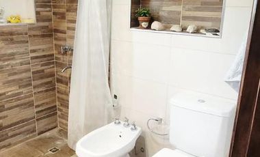 Casa en alquiler temporario - 2 Dormitorios 1 Baño - La Caleta