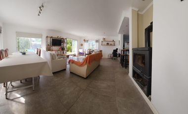 Casa en alquiler temporario - 2 Dormitorios 1 Baño - La Caleta