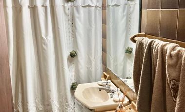 DEPOSITO CON DEPARTAMENTO EN PLANTA ALTA