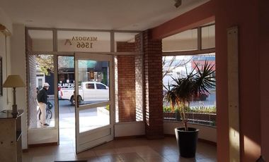 Departamento en venta - 3 Dormitorios 2 Baños - Cochera - Villa María, Córdoba