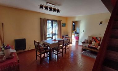 Casa PH Duplex 2 Ambientes con Cochera en Quilmes - Gelly Oben  225