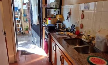 Casa PH Duplex 2 Ambientes con Cochera en Quilmes - Gelly Oben  225