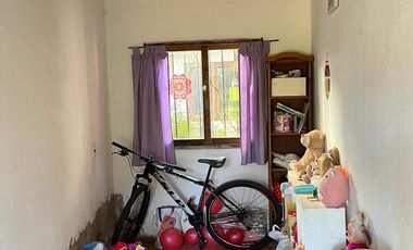 Casa en venta - 4 Dormitorios 2 Baños - 182mts2 - Villa Gesell