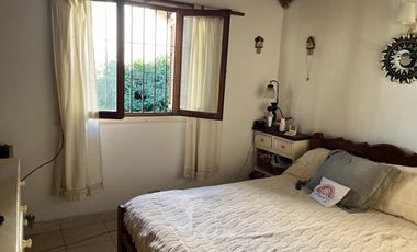 Casa en venta - 4 Dormitorios 2 Baños - 182mts2 - Villa Gesell