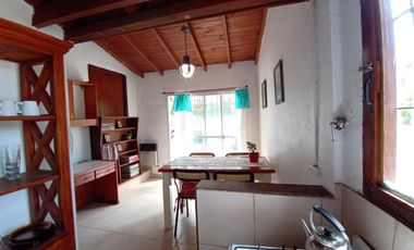 Casa en venta - 4 Dormitorios 2 Baños - 182mts2 - Villa Gesell