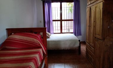 Casa en venta - 4 Dormitorios 2 Baños - 182mts2 - Villa Gesell